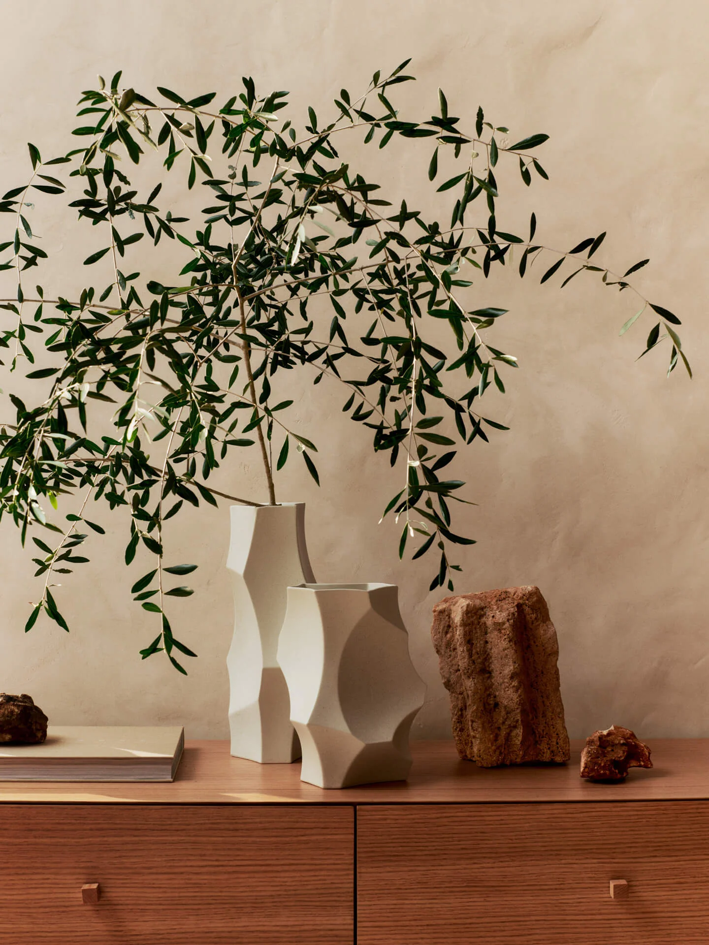 Cueva Vase - Small - Off-White - Image 2