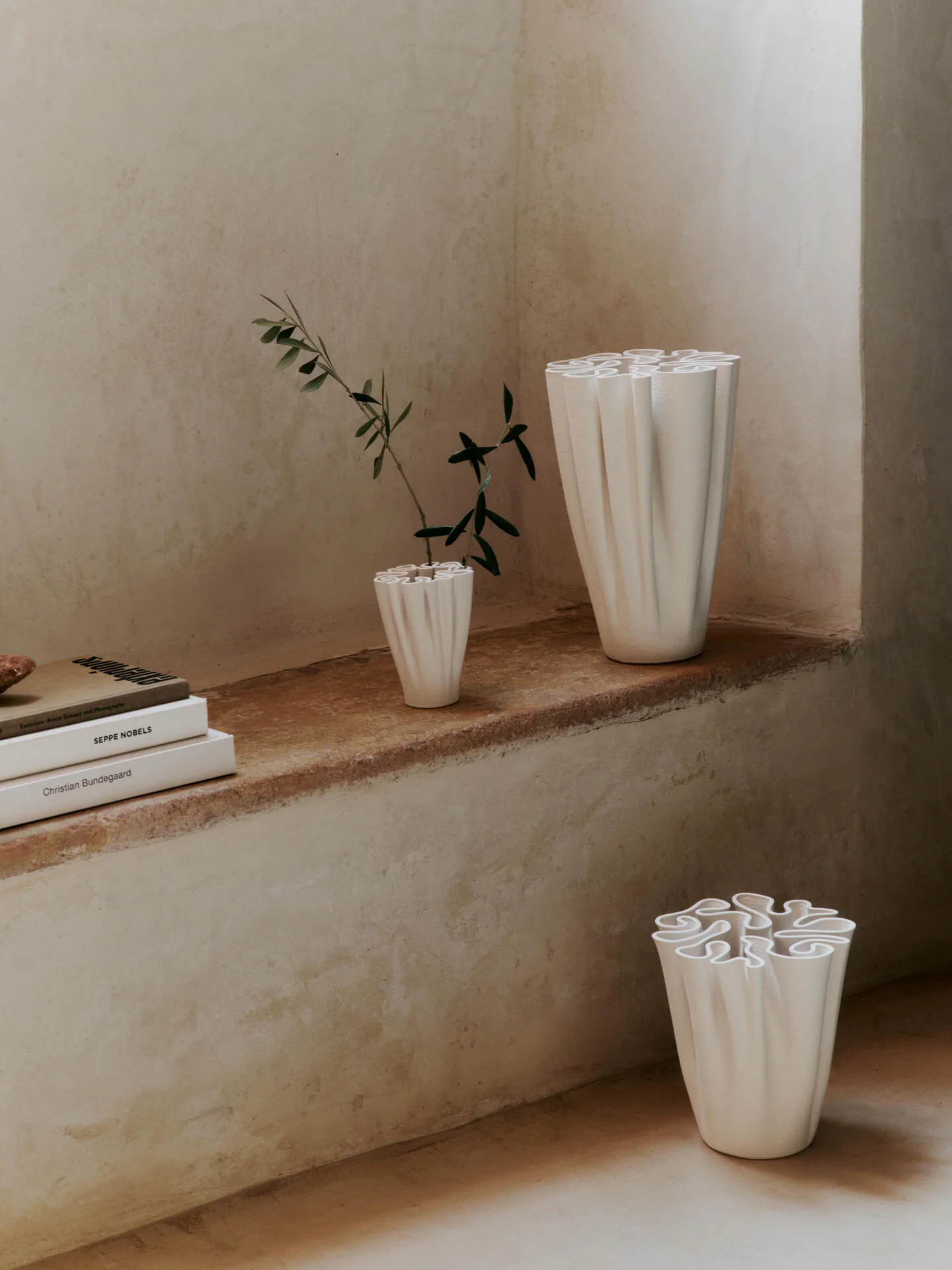Dedali Vase - Medium - Off-White - Image 5