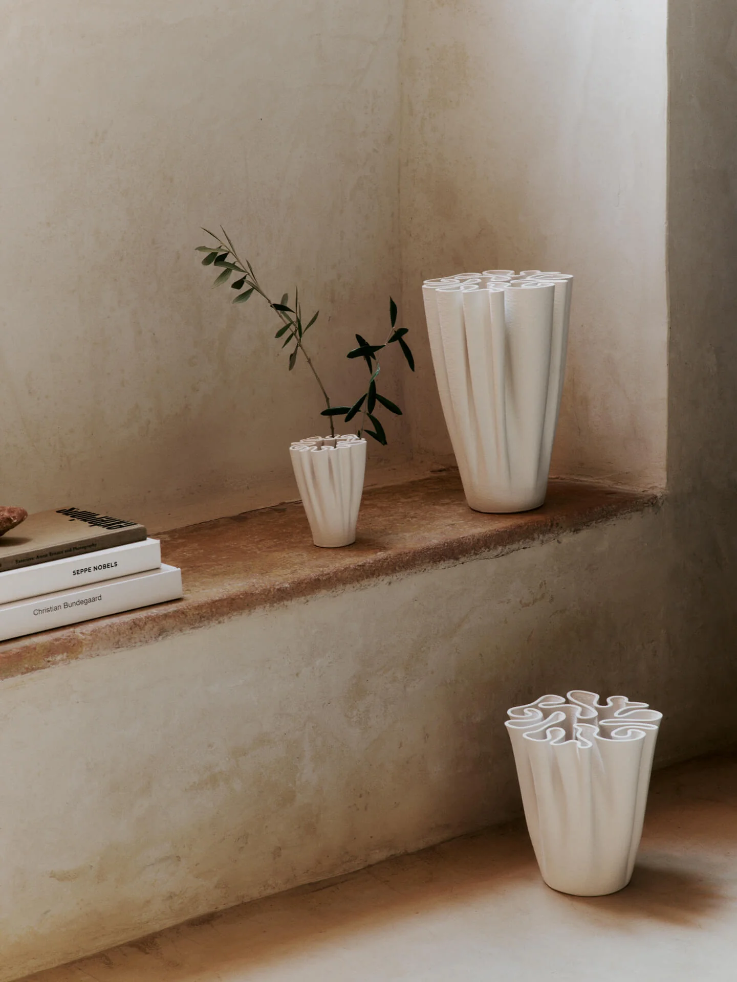 Dedali Vase - Small - Off-White - Image 2