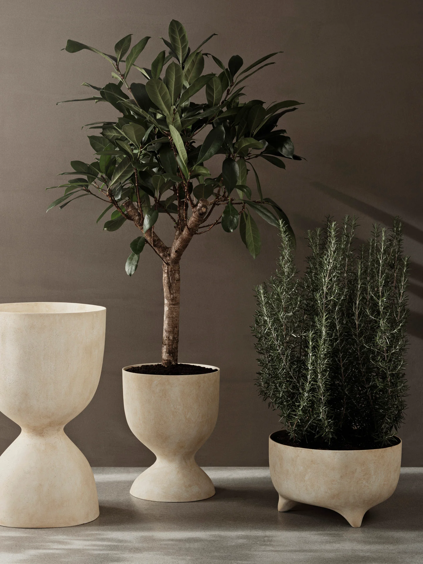 Evoke Pot - Medium - Warm Sand - Image 3