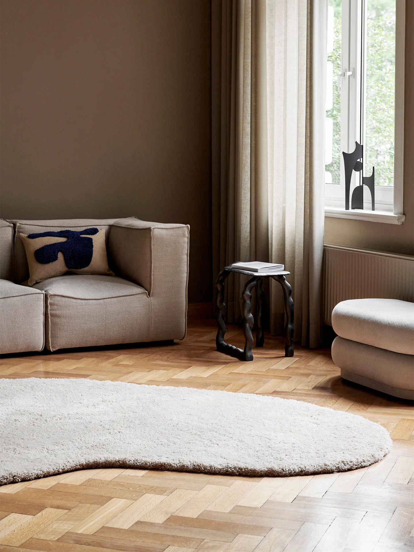 Forma Wool Rug - Large - Off-white - Image 2