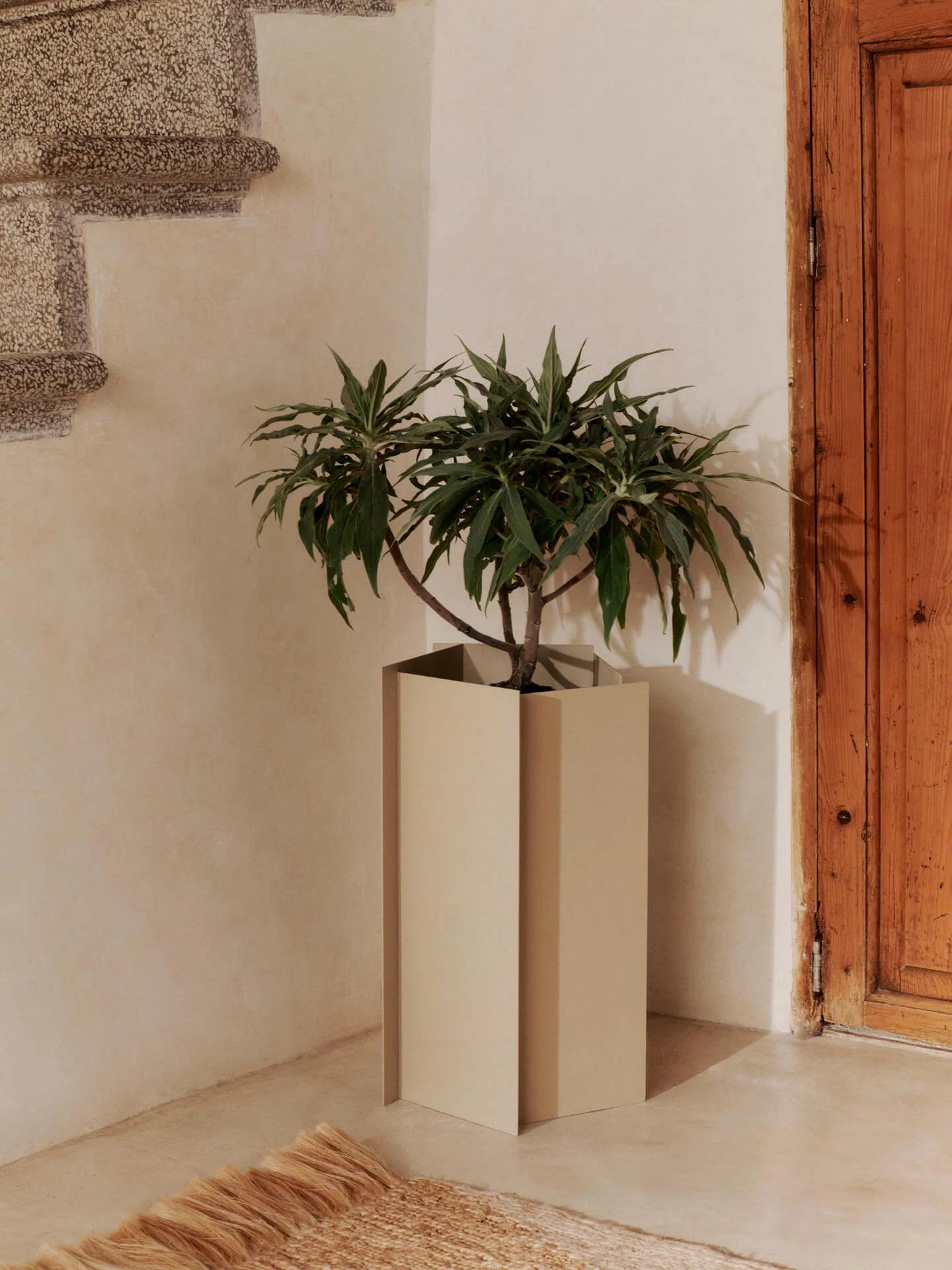 Fragma Planter - Large - Cashmere - Image 2