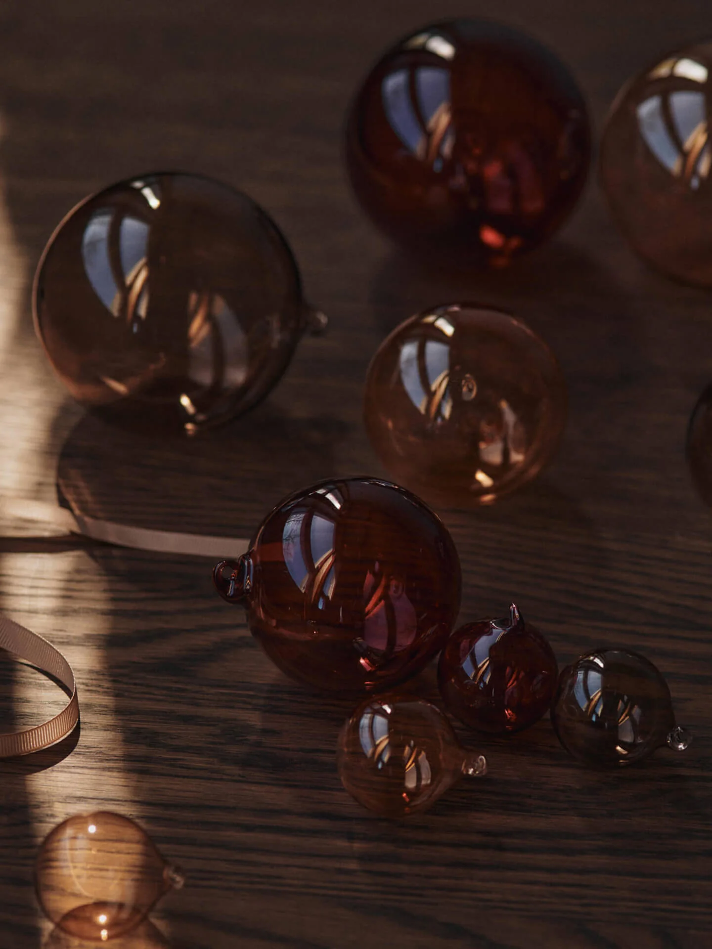 Glass Baubles - Medium - Set of 3 - Roseate Translucent - Image 2