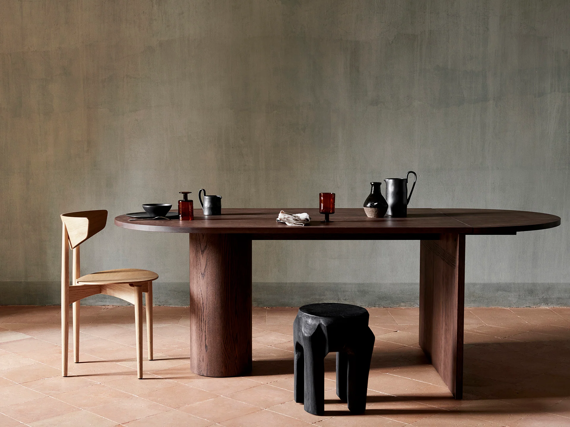 Pylo Dining Table - Dark Stained Oak - Image 2