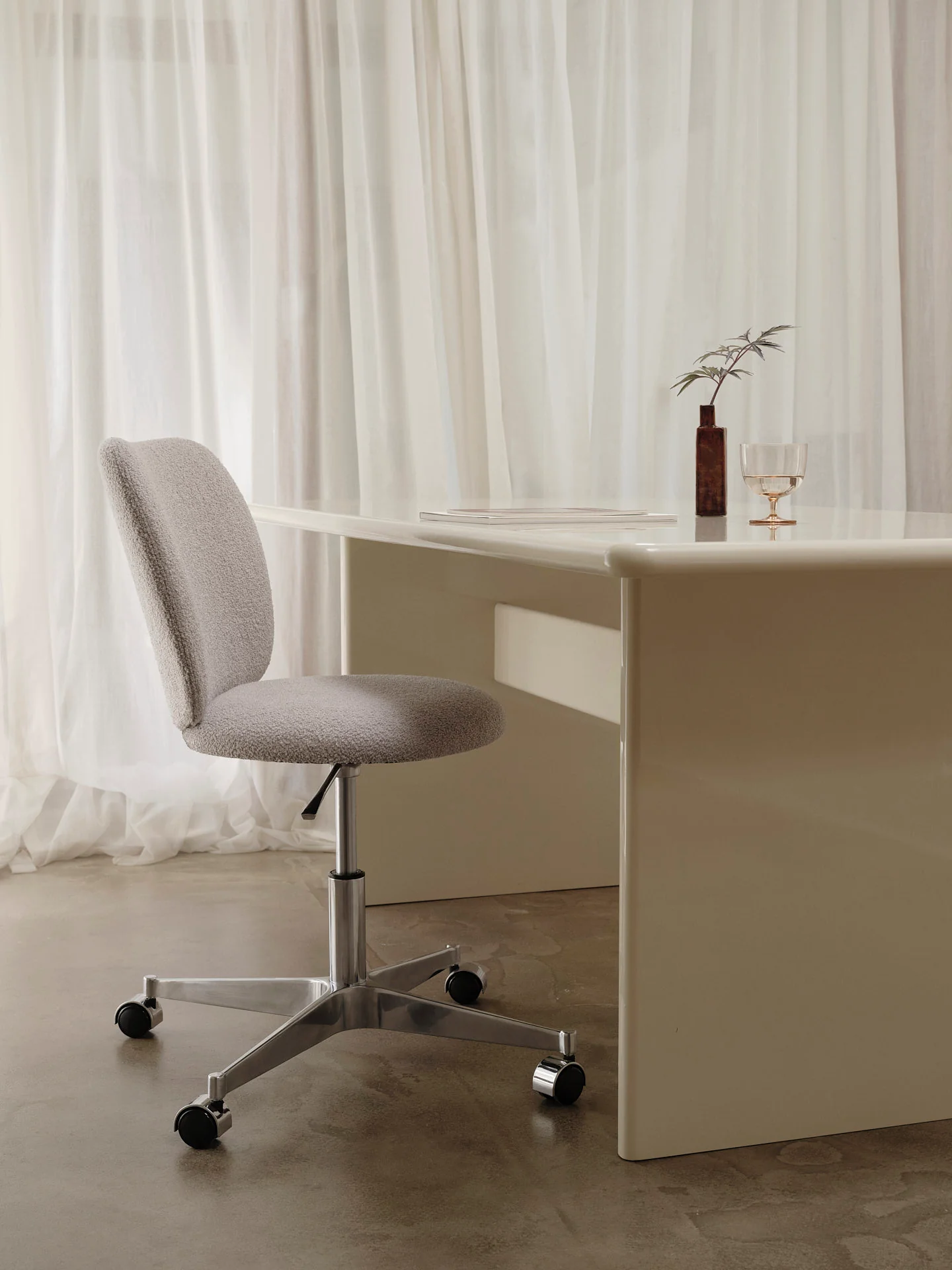 Rico Chair - Castors - Soft Bouclé - Natural - US - Image 2