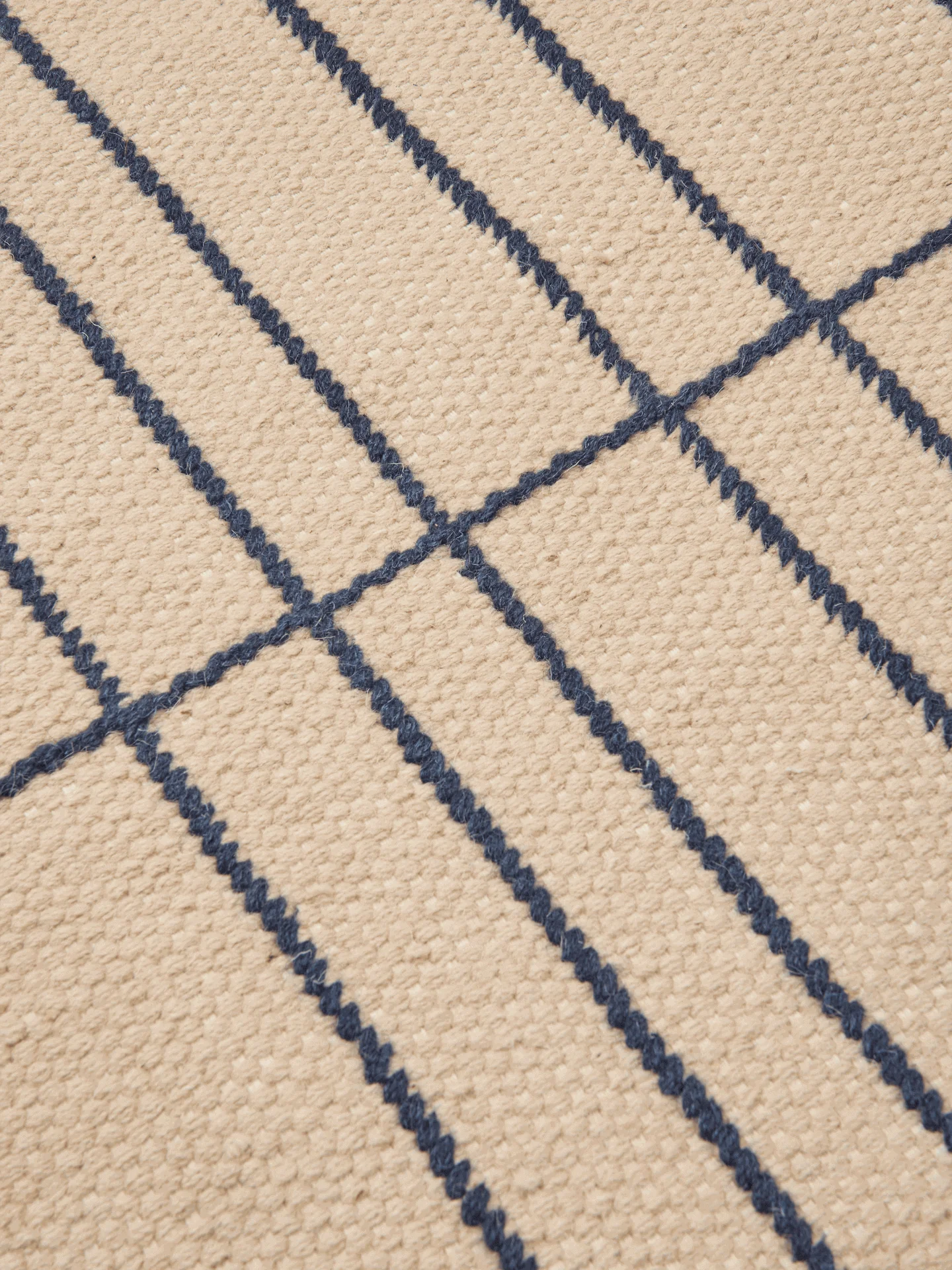 Sen Rug - Parchment/Indigo - Image 7