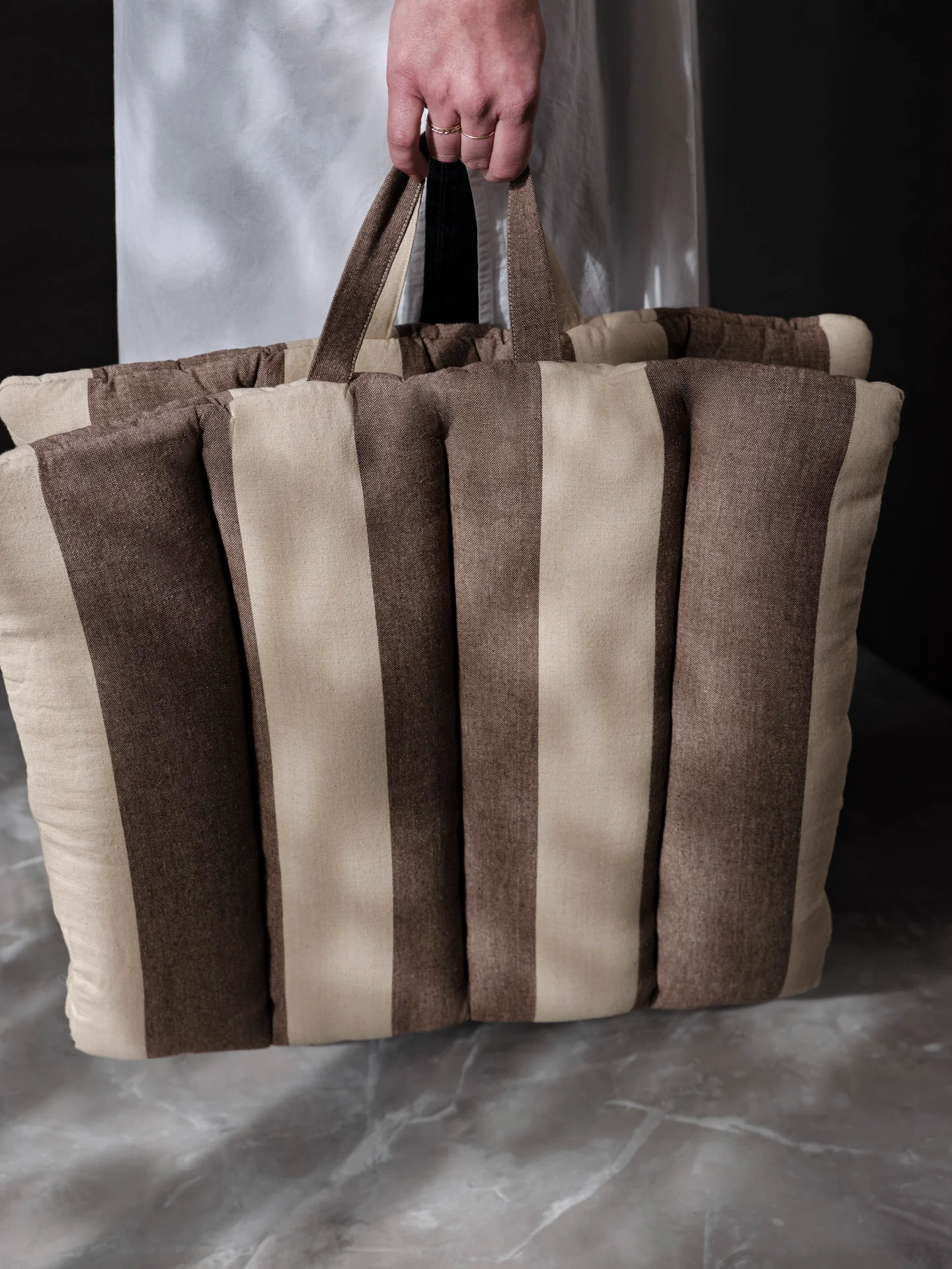 Strand Folding Mat - Carob Brown/Parchment - Image 3