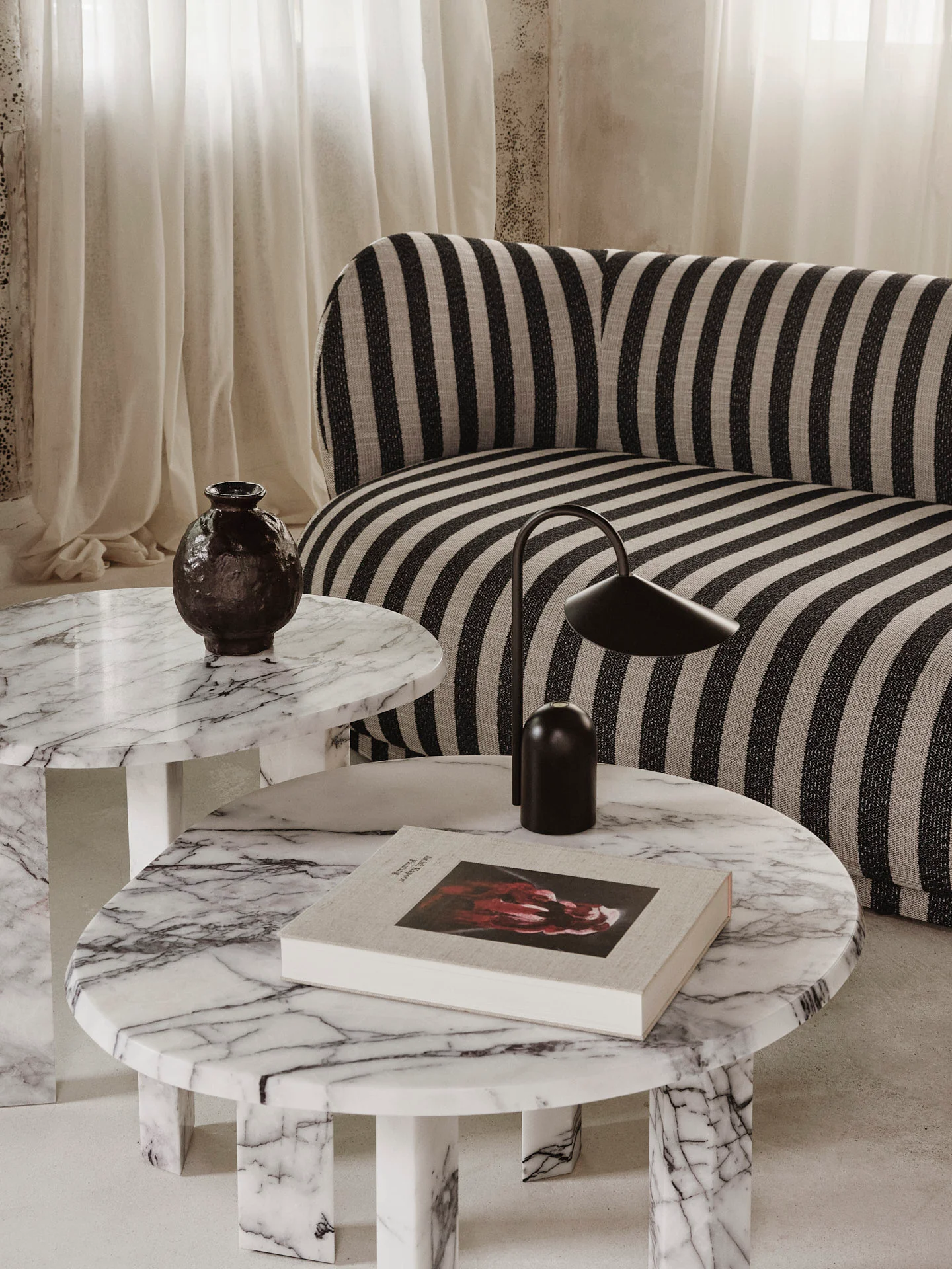 Taula Coffee Table - White/Charcoal - Image 2