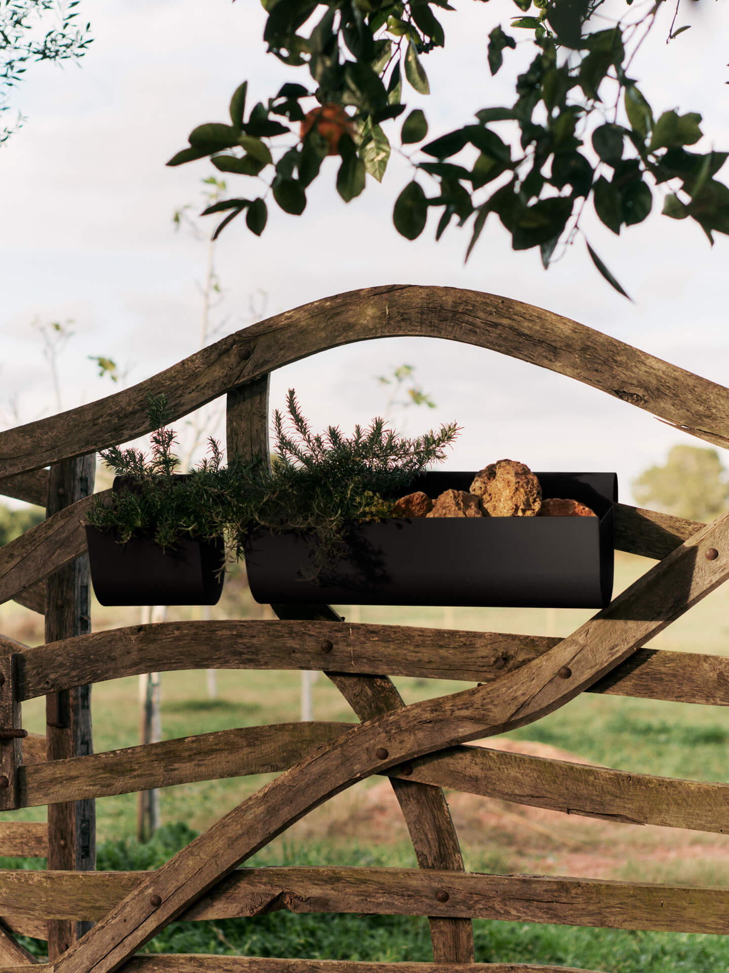 Uma Balcony Box - Large - Black - Image 2