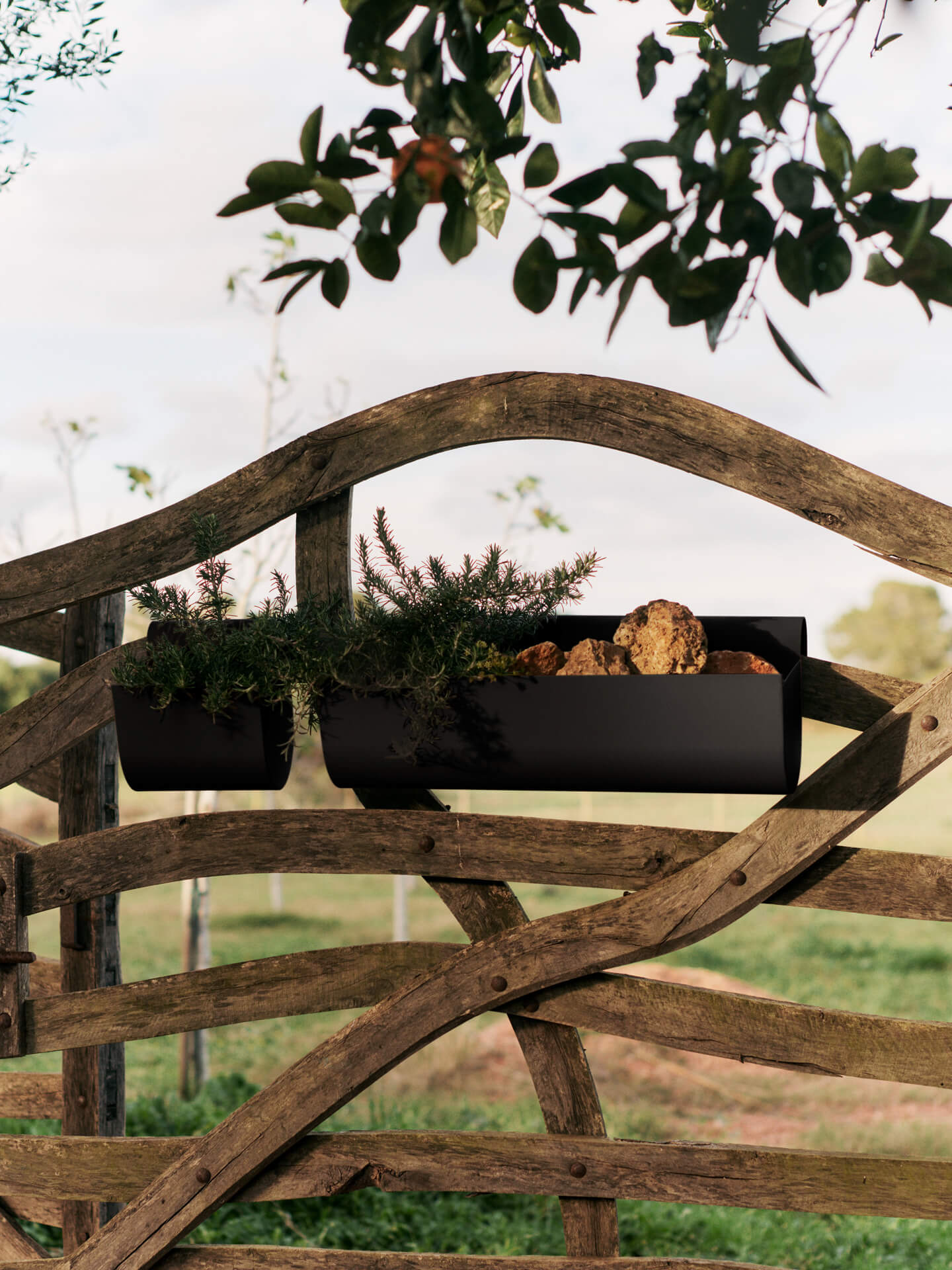 Uma Balcony Box - Small - Black - Image 2